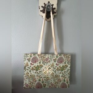 Tory Burch Large Floral Tote Gift Bag - Paper - Limited Edition Print
